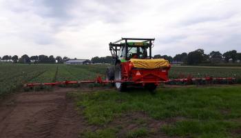 2-8-2017 Daar zit 'n luchtje aan...